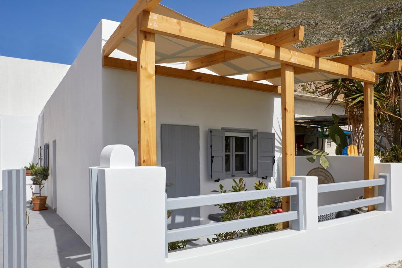 Lamina Guest House Perissa المظهر الخارجي الصورة
